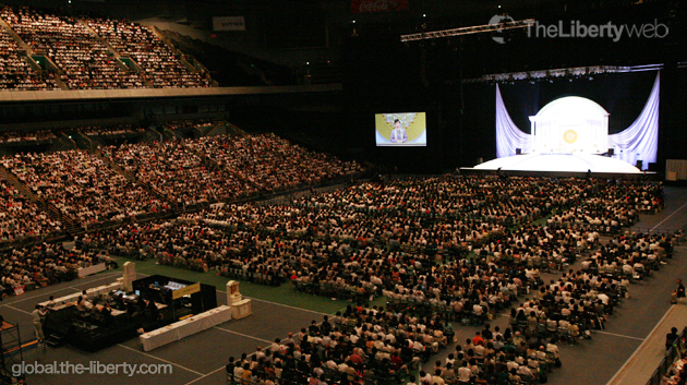 大川隆法總裁在其誕生慶典大型講演會《希望的復活》中，宣揚了世界的自由、和平、正義與繁榮